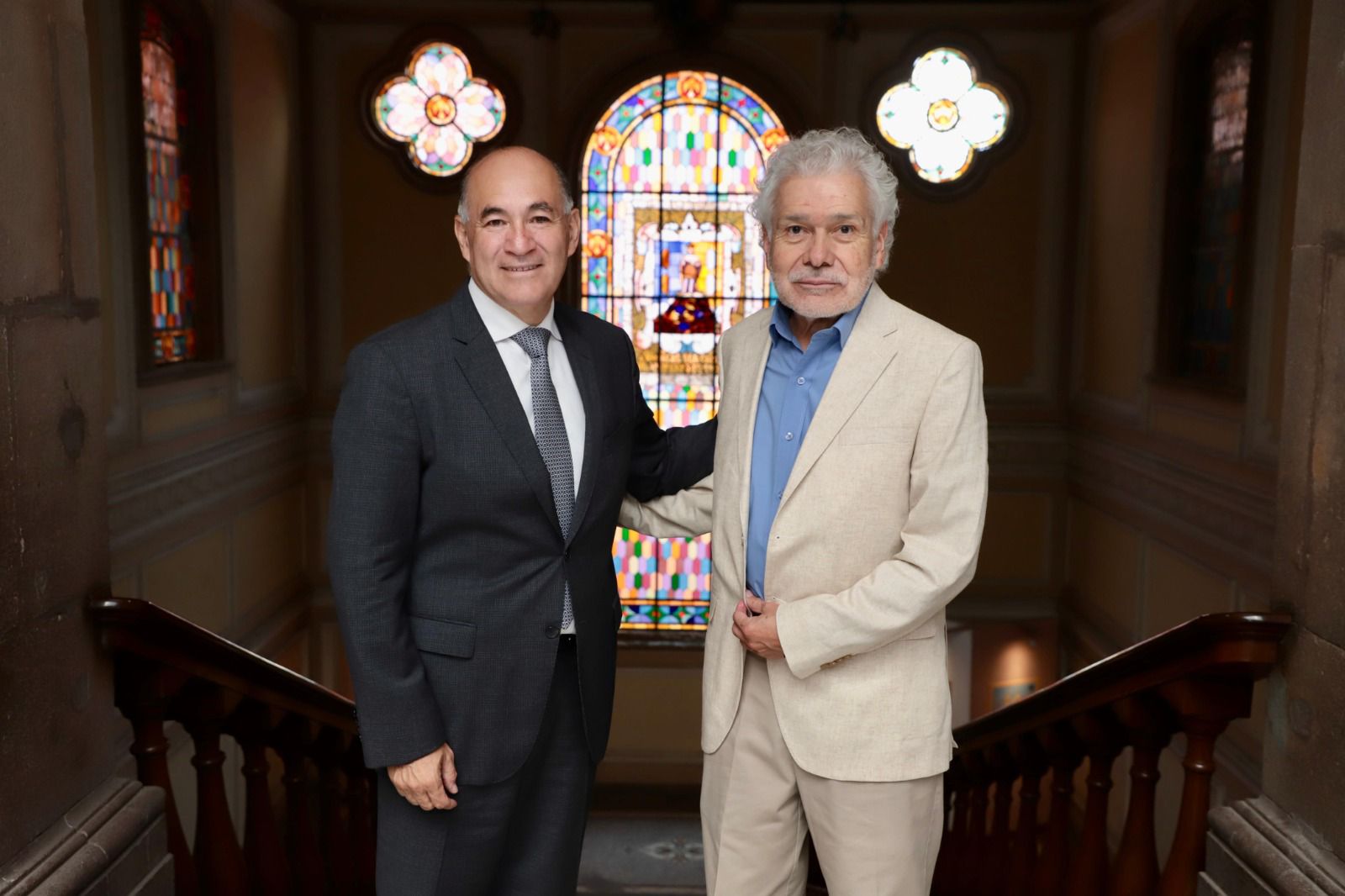 Se reúne Alcalde Galindo con embajador de Guatemala, Edgar Armando ...